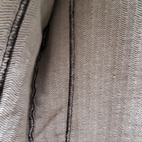 Sold - Picture 6 of 7